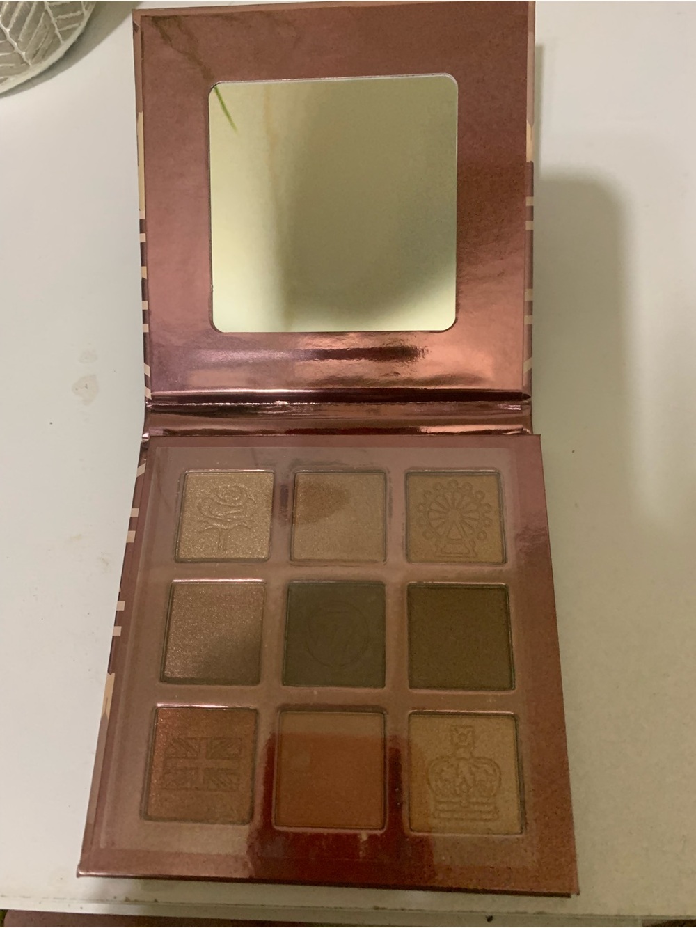 Nine-Pan Neutral Brown Eyeshadow Palette – Warm Brown Shades